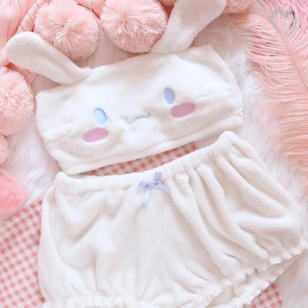 Cinnamonroll bra and shorts