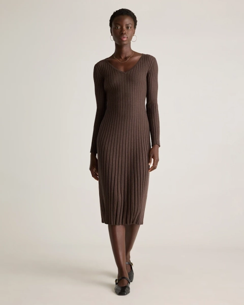 Cotton Cashmere Ribbed Long Sleeve V-Neck Midi Dress in Mocha Heather | Quince Canada