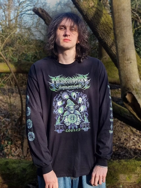 Misinformation Spreader Longsleeve