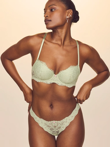 Lace Lightly Lined Classic Coverage Demi Bra
