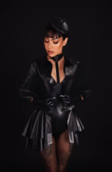 Latex Collar Obsidian Cape