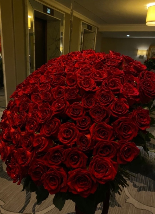 A giant bouquet of roses