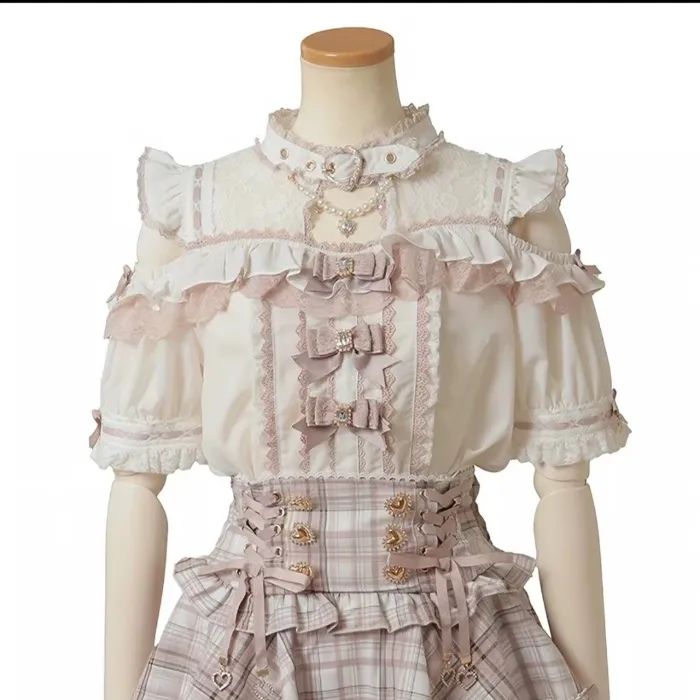 blouse૮(˶ᵔᵕᵔ˶)ა