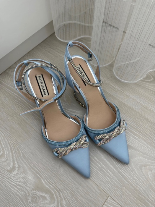 Heels 👠