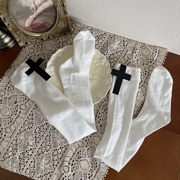 ๊ฐ Cross Thigh Highs ๊ฑ