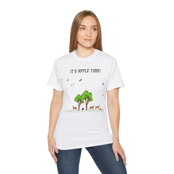 Ryan Design Apple Time Unisex Ultra Cotton Tee - Etsy Canada