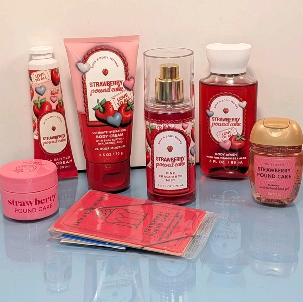 7x Strawberry Pound Cake Travel Set