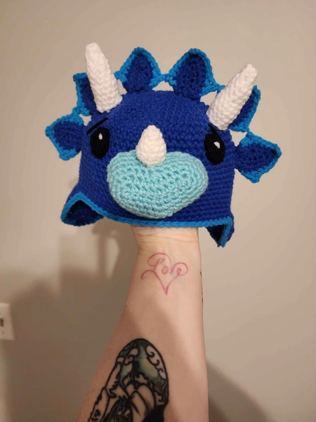 YarnyPixie Triceratops Hat
