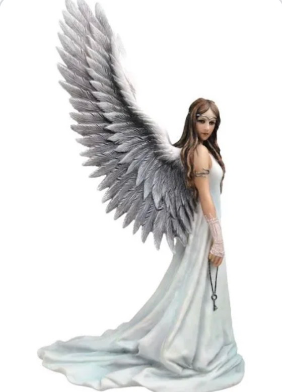 Angel statues 😇 