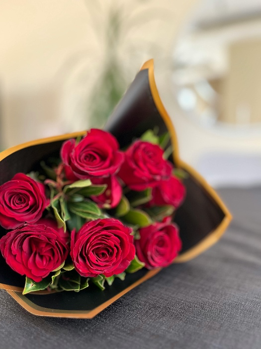 🌹 Bouquet of Roses