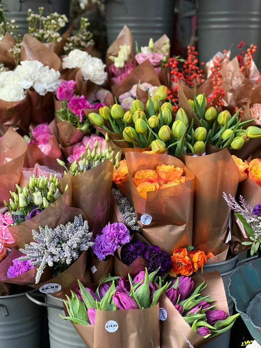 Fresh Cut Flowers 💐 