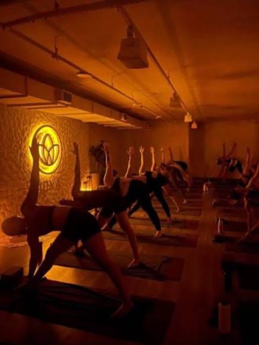 🧘🏾‍♀️ yoga princess 