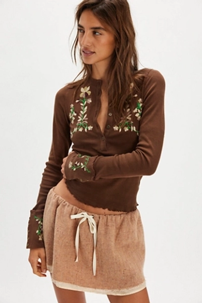 Fleur Embroidered Cuff Top