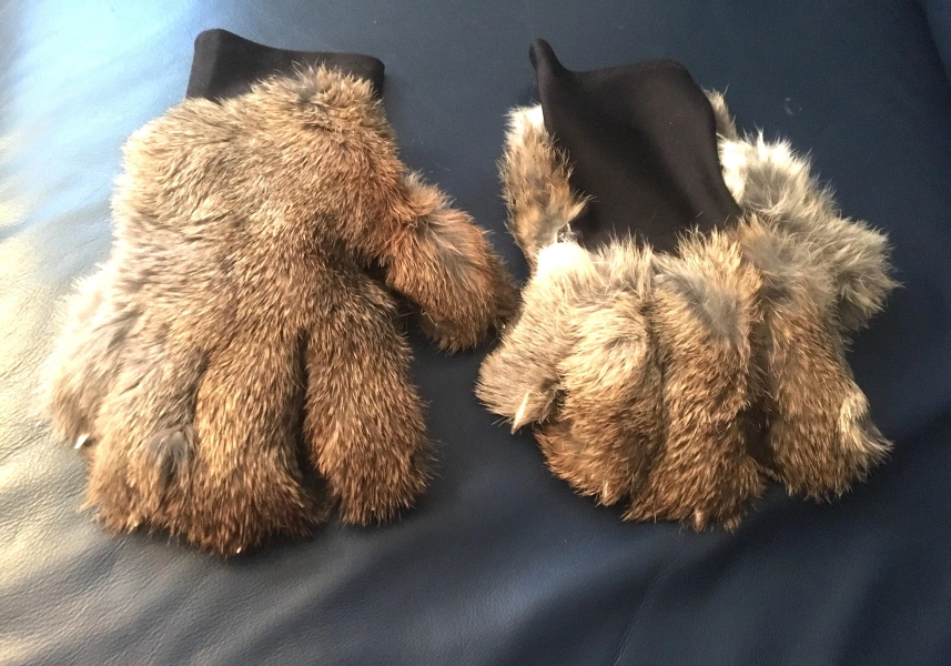 Rabbit Fur Claw Gloves: Sensual Massage Tickle Kitten Play - Dark Grey