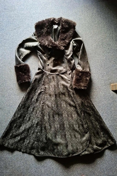 Vintage Y2K Lip Service Victorian style Goth Coat EXCELLENT CONDITION size M
