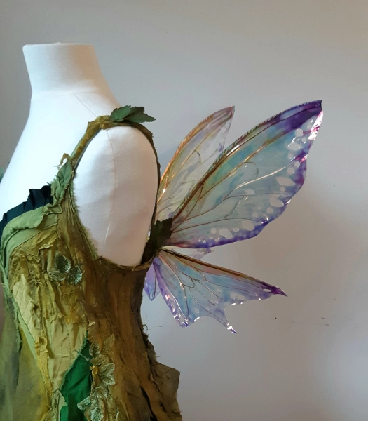 Mini Mab Wings in purple and yellow