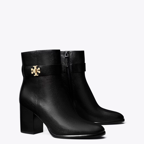 Turnlock Heeled Ankle Boot in black, size 7