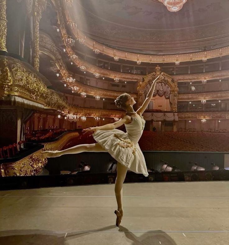 Opera Notre-Dame de Paris - Ballet 