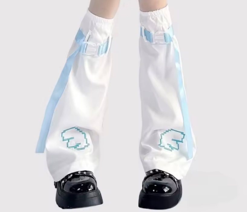 Cute tenshi leg warmers