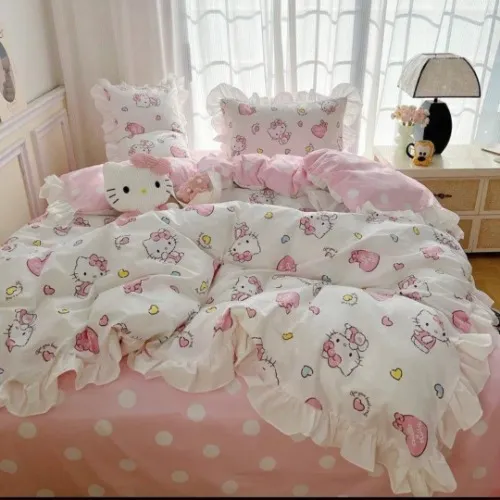 Hello kitty bed set ♡