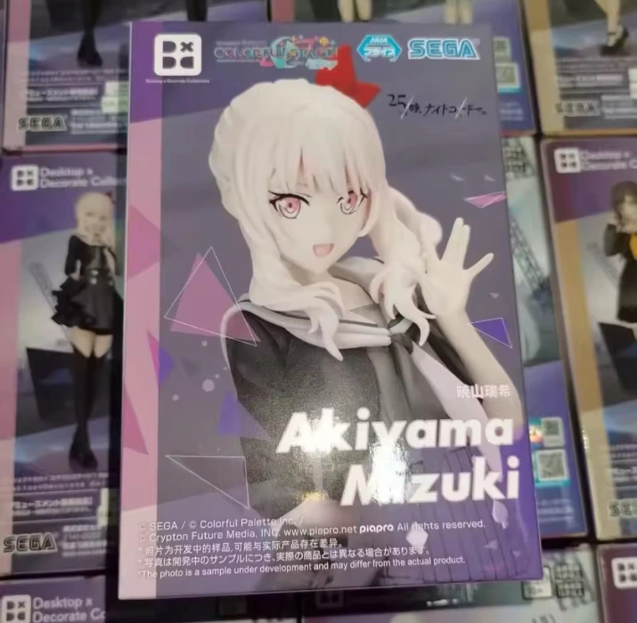 Mizuki Akiyama Figure