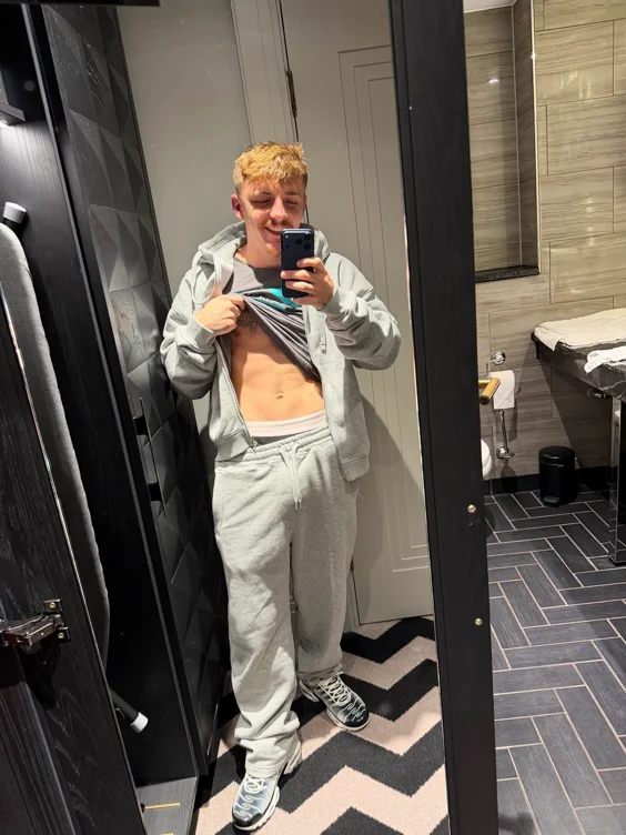 T-suit😛