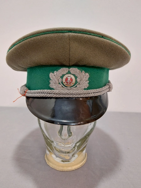 DDR Schirmmütze Offizier NVA Grenztruppen Größe 56 hergestellt 1965 -handgestickt