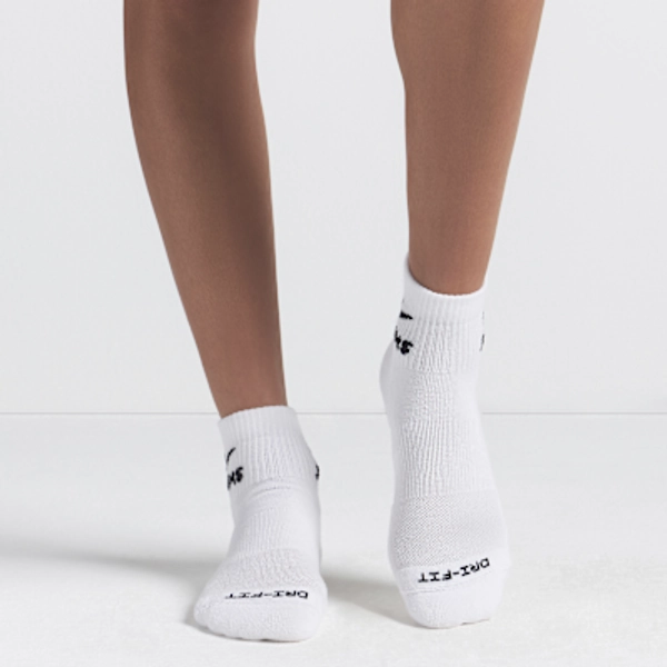 NikeSKIMS Women's Dri-FIT Quarter Socks (3 Pairs)