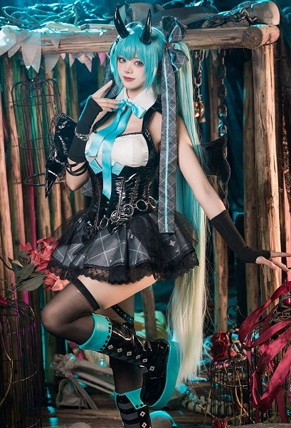Vocal Cosplay Costume Devil Dress and Sleeves with Wings and Thigh Socks