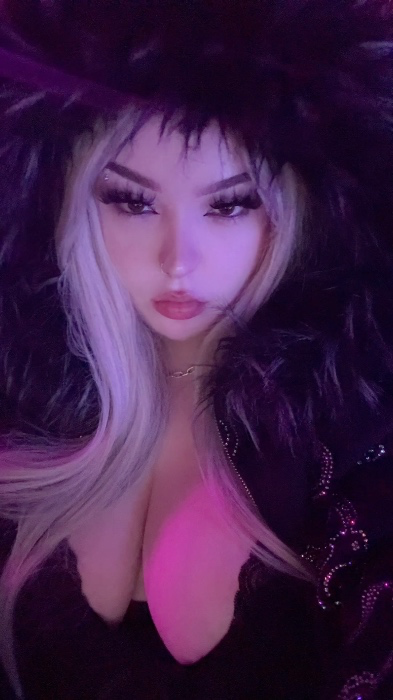 dm :3 