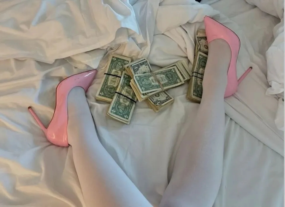 $50 cheater gift 💗💦