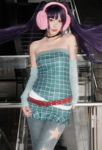 Musa Derivative Y2K Plaid Tube Top and Flared Pants Set E-Girl Festival Outfit with Belt & Gloves