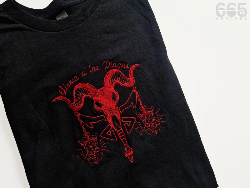 Las Plagas Embroidered T-shirt m