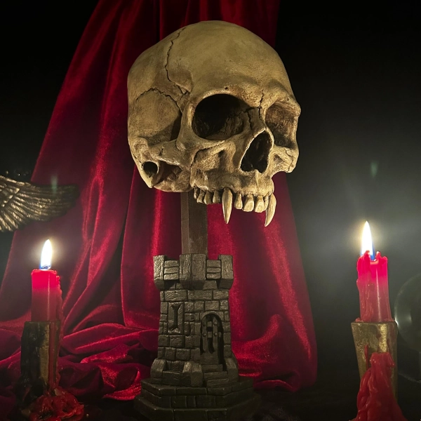 Life-sized Realistic Vampire With Stand