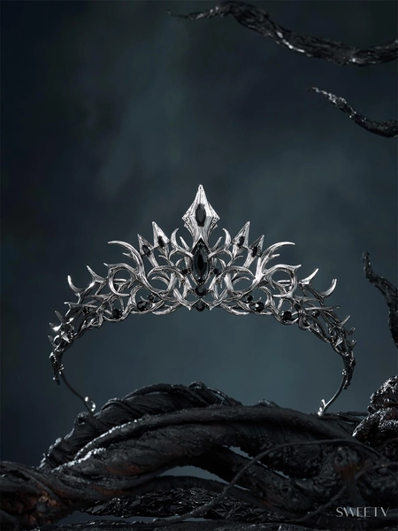 SV Eternal Darkness Halloween Tiara