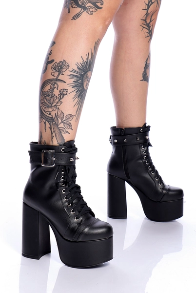 Rebel Queen Boots