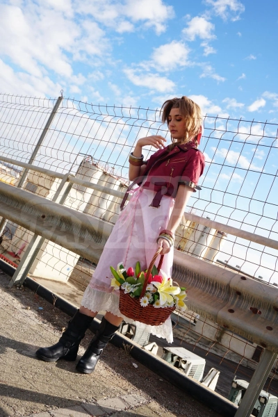 Aerith cosplay from FINAL FANTASY VII Remake