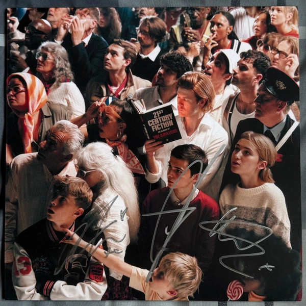 The Amazons (3) - 21st Century Fiction  (Vinyl)