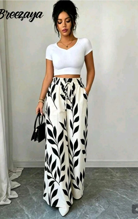 White summer wide leg pants