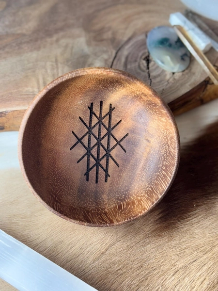 Web of Wyrd Engraved Acacia Wood Bowl - Pagan Altar Decor - Etsy