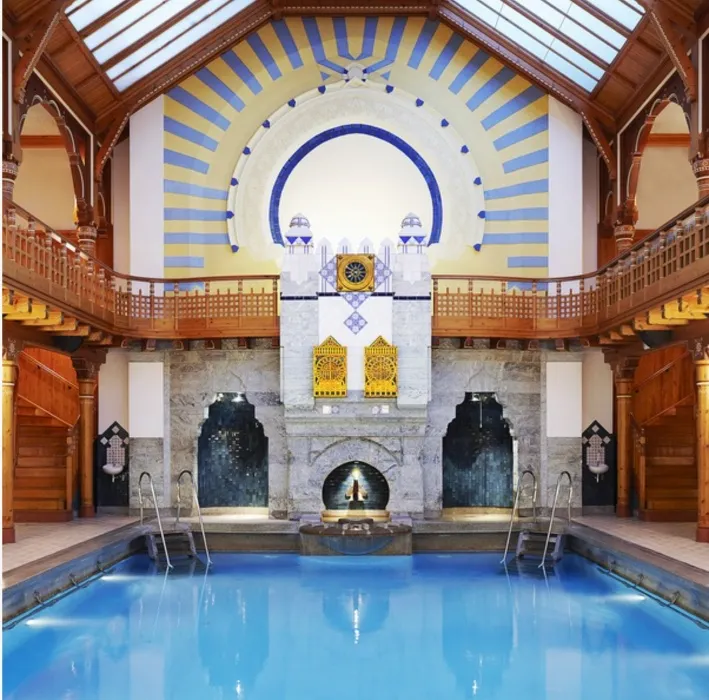 Årskort på Sturebadet