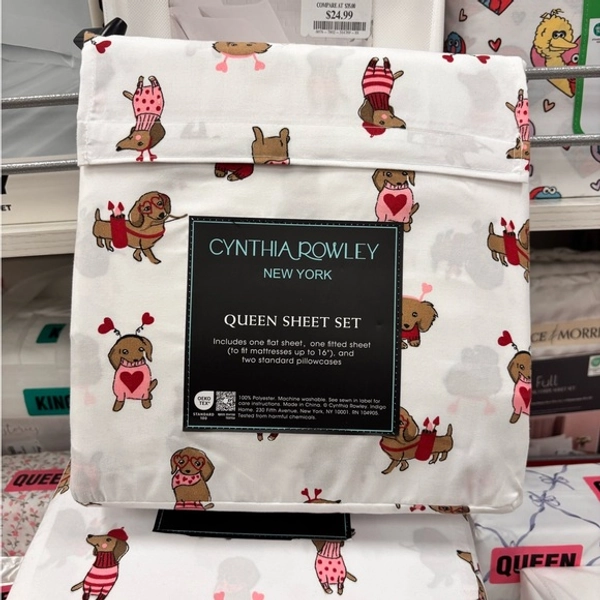 Viral Cynthia Rowley dachshund Queen Sheet Set - White with Pink and Brown Dogs
