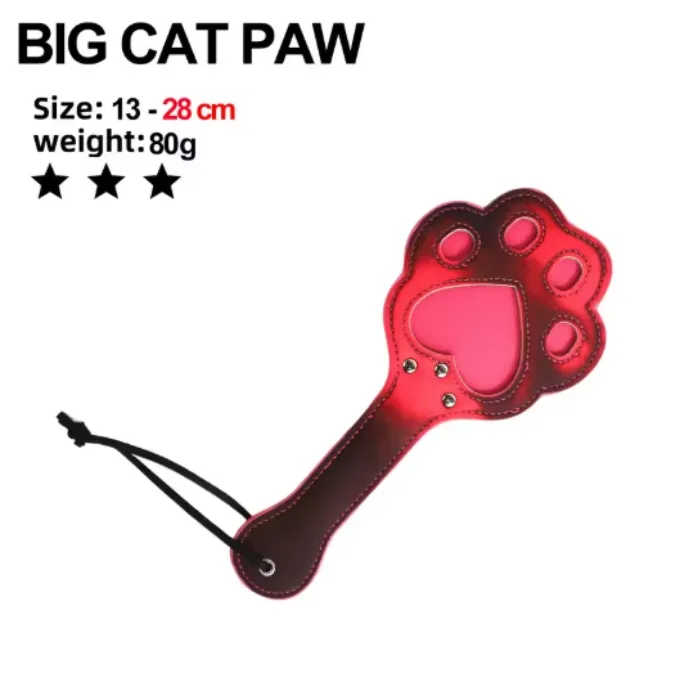 Paw to spank a bad puss