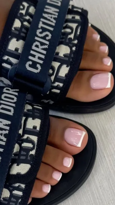 pedicure on you