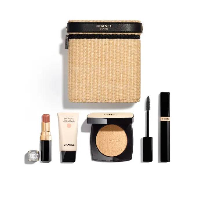 Chanel LES BEIGES Summer Essentials