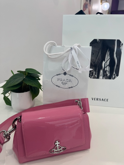 Mini shopping spree