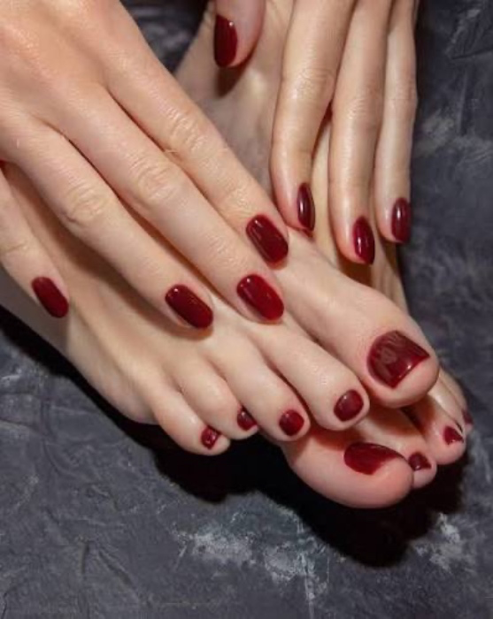 Mani Pedi