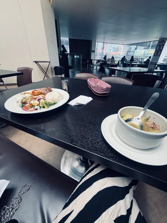 Lunch is on me my love 🖤