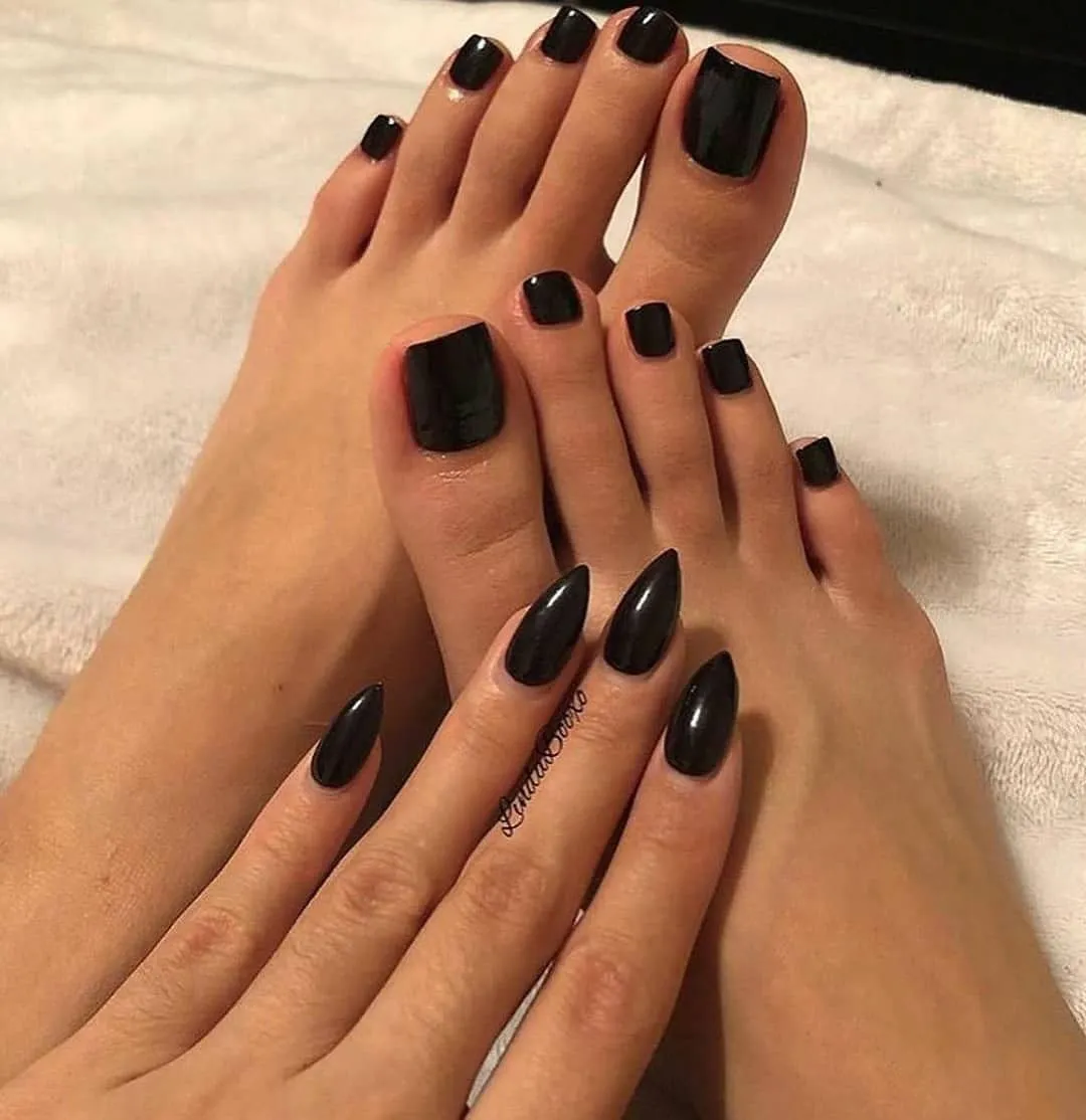 mani and pedi 75