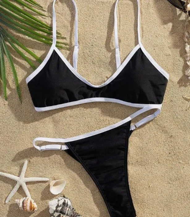 Black and white bikini 